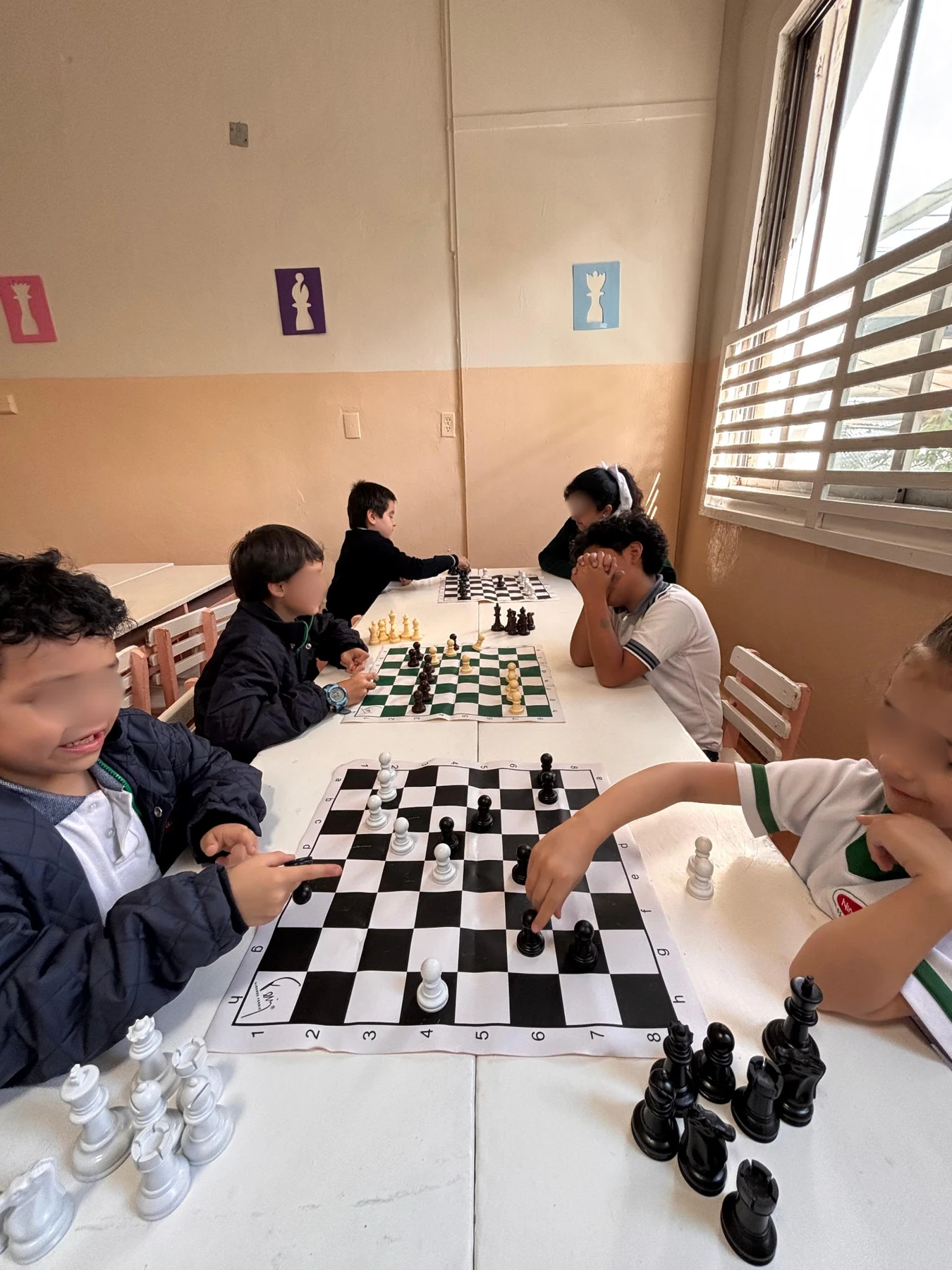 Programa de ajedrez en escuela